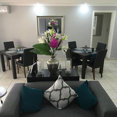 דורבן The Grand Orchid Guesthouse מראה חיצוני תמונה