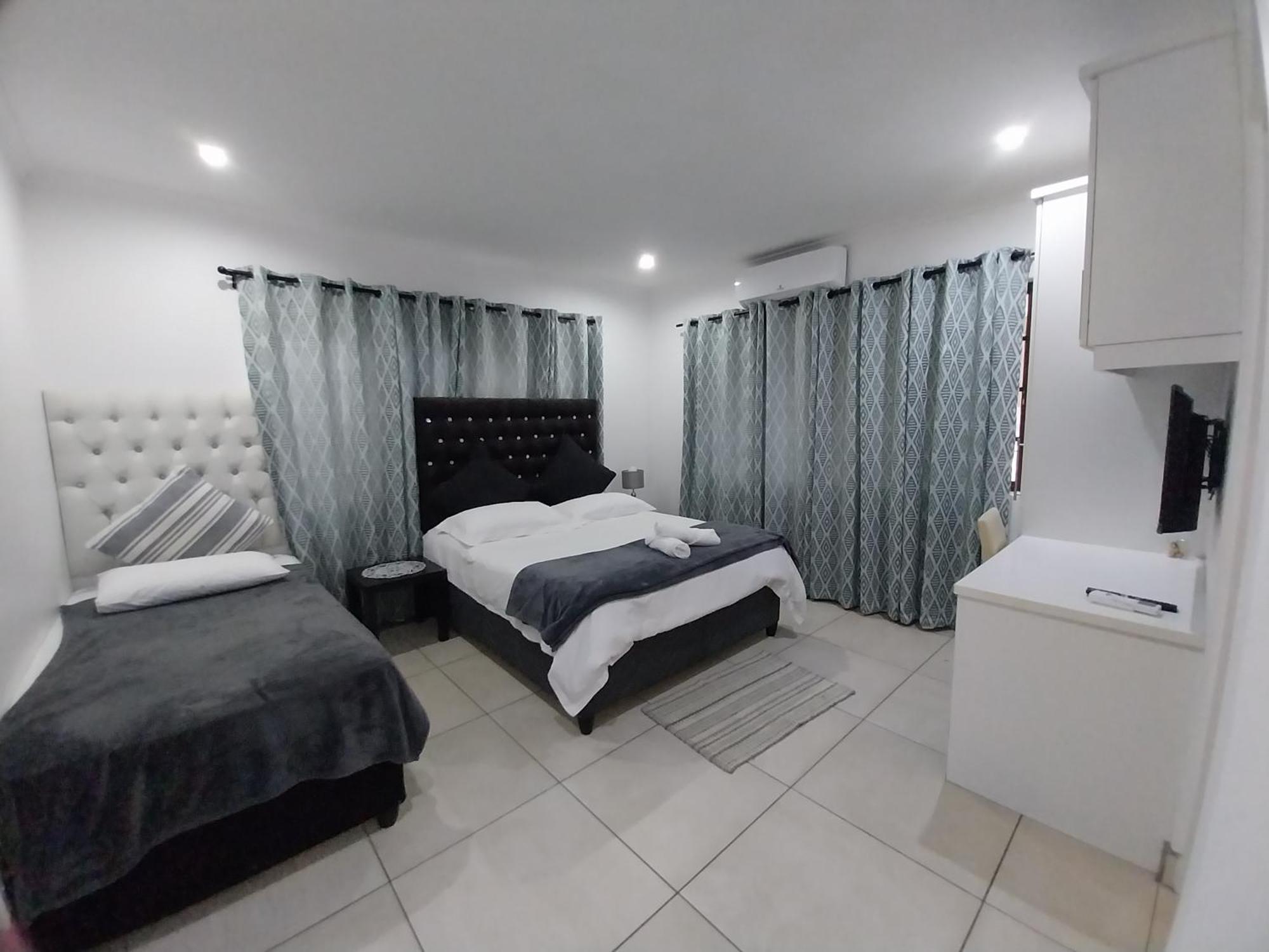 דורבן The Grand Orchid Guesthouse מראה חיצוני תמונה